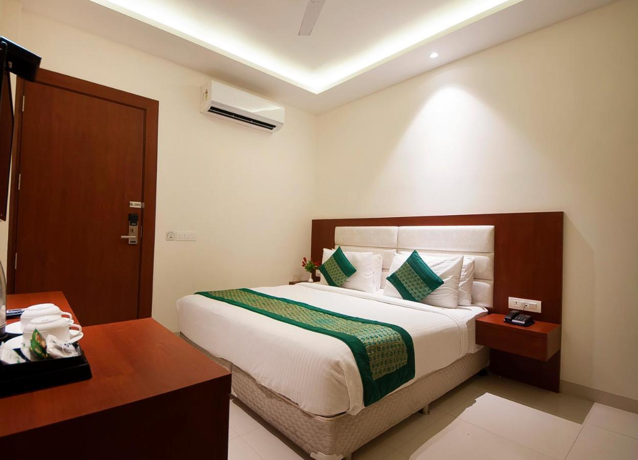 Hotel Z Suite-Near Delhi Airport Neu-Delhi Exterior foto